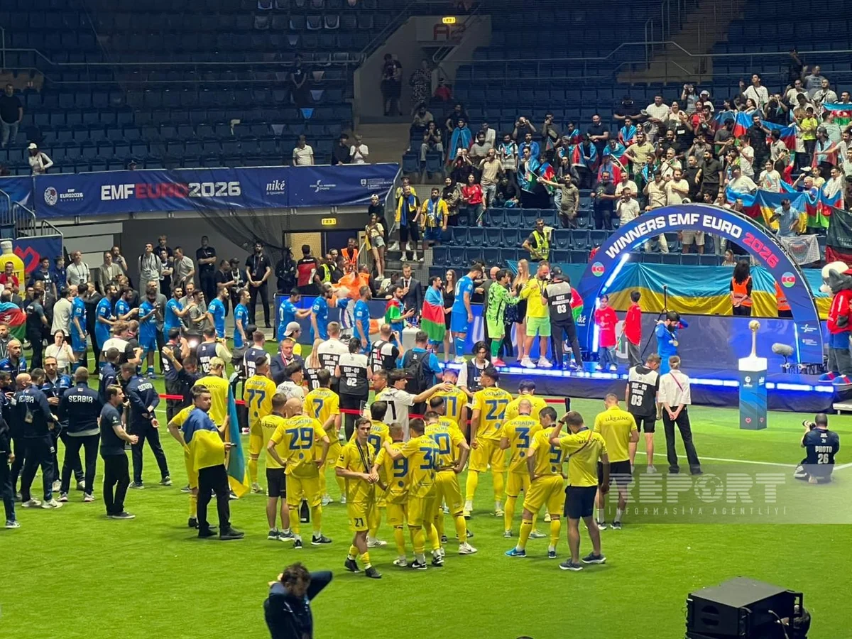 Азербайджанская сборная награждена после победы на чемпионате Европы