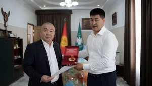 Алмамбет Шыкмаматов стал почетным президентом Лиги профессионального бокса