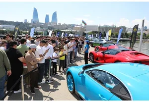 В Баку завершился Фестиваль классических и скоростных автомобилей