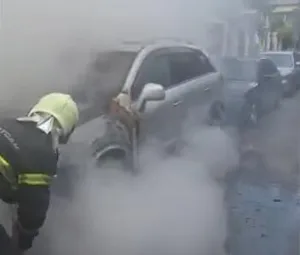 В Баку сгорел автомобиль