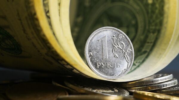 Нефтерубль возвращается: как укрепление российской валюты отразится на Таджикистане