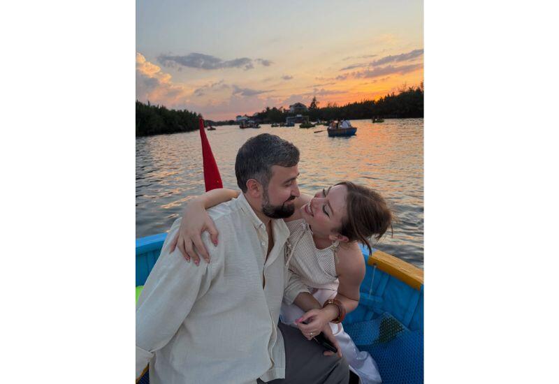 Наджиба отдыхает с мужем во Вьетнаме