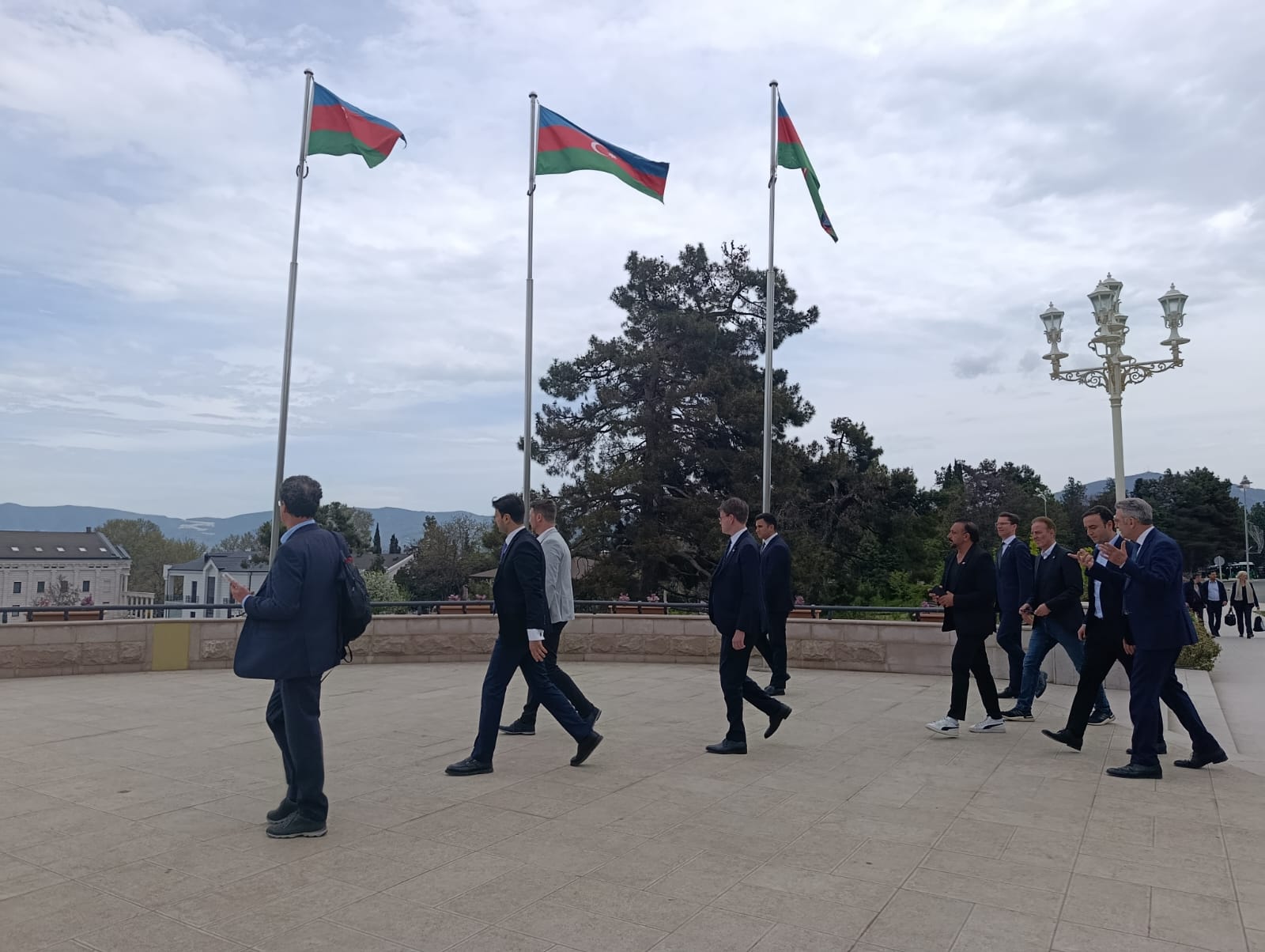 Xarici diplomatlar Xankəndi ilə tanış olublar (FOTO)