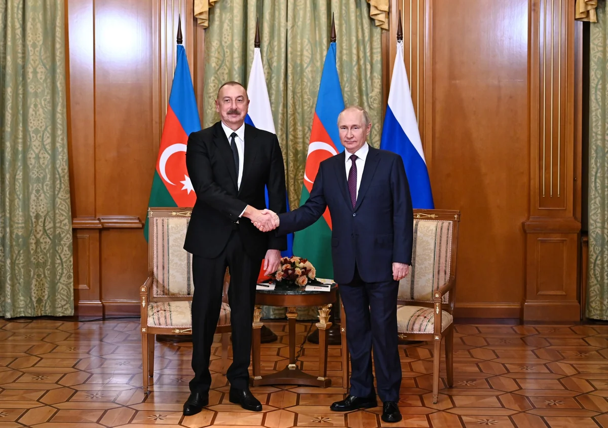 Ильхам Алиев поздравил Владимира Путина