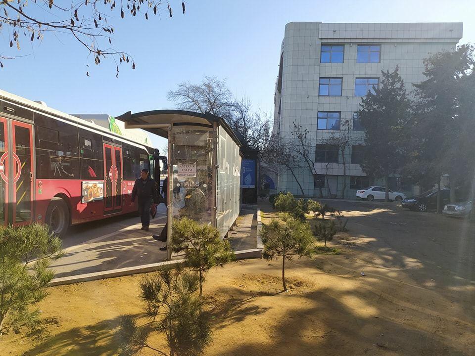 Dayanacaqda avtobus gözləyən kişi qəfil öldü