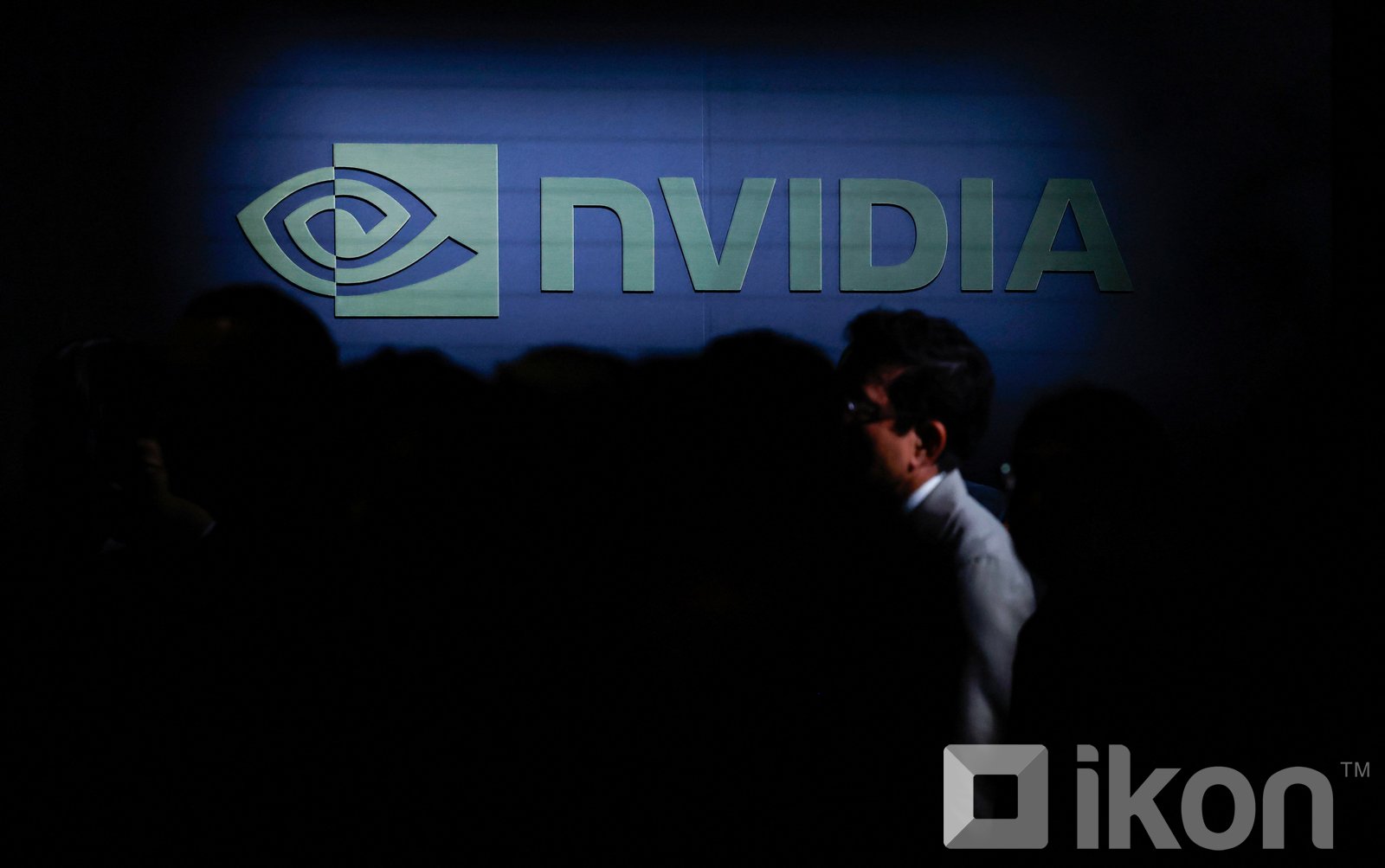 Apple компани Nvidia-д алдсан титмээ буцааж авав