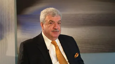 Гусман удостоен звания почетного профессора Азербайджанского университета языков