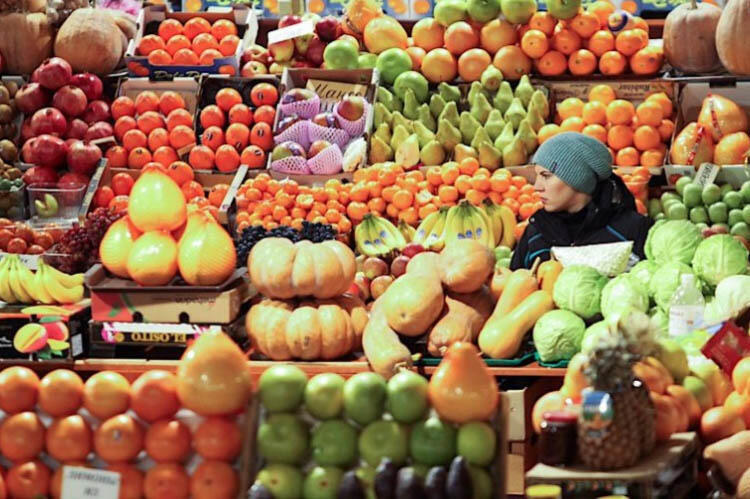 Bazarlarda bütün açıq məhsullar etiketlənəcək