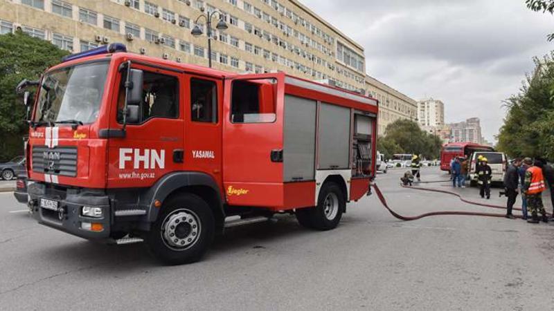Ağdaşda ildırım yük avtomobilini yandırıb