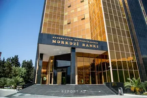 ЦБА: Около 80% прямых иностранных инвестиций направлено в нефтегазовый сектор Азербайджана