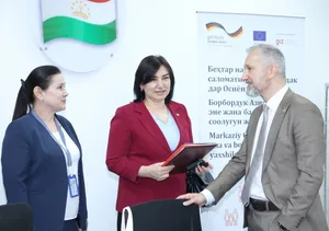 Минздрав Таджикистана запустит мобильное приложение для беременных