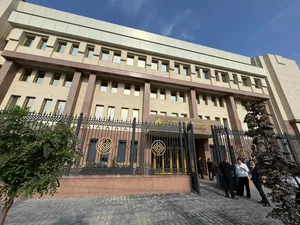 Нацбанк вновь продал валюту. Объем интервенций с начала года превысил 1 миллиард
