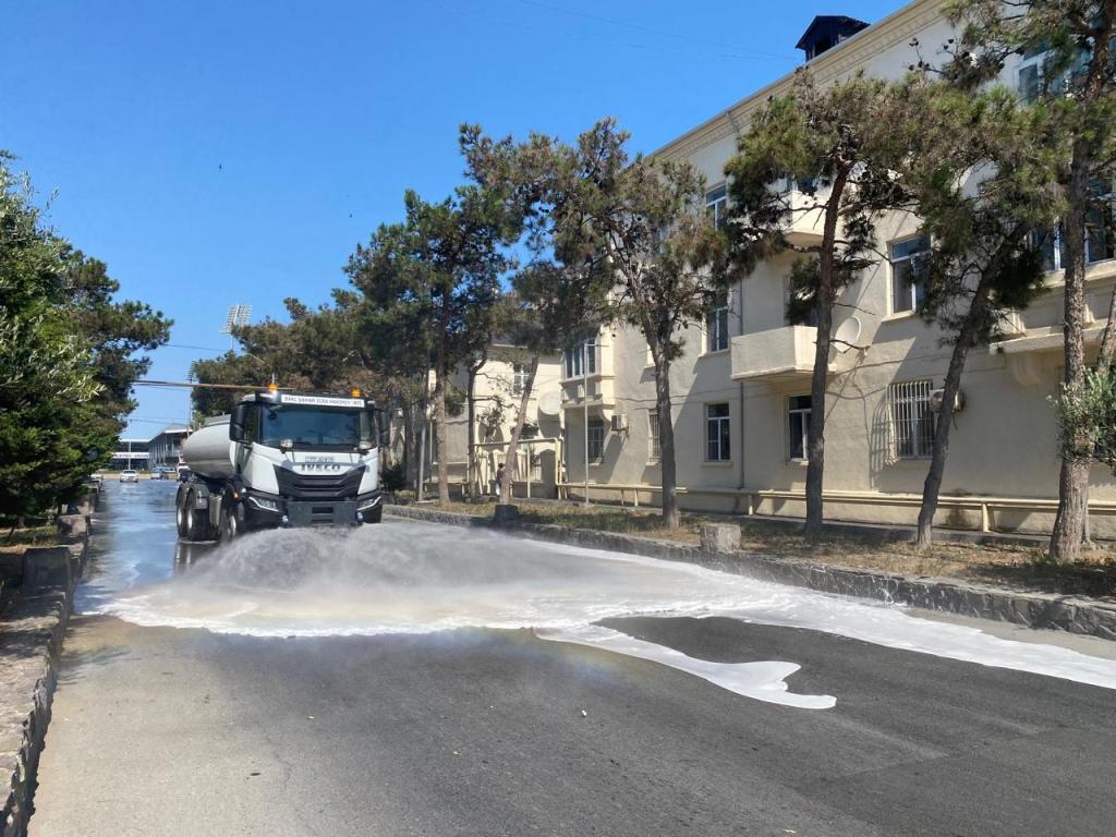 Bakı şəhəri bu gün bir daha yuyuldu