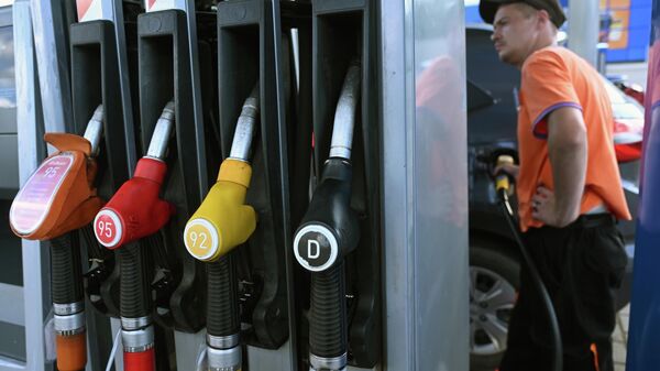 Кыргызстан прорабатывает вопрос поставок ГСМ из шести стран