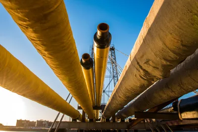 Азербайджан и Грузия забирают контроль над каспийской нефтью