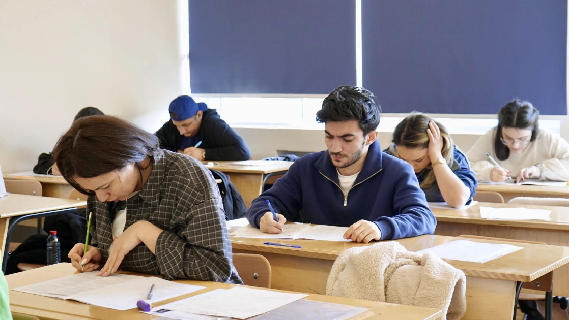 Magistraturaya plan yerləri artıb, dövlət sifarişi azalıb