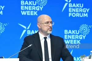 Шмыгаль отметил вклад Азербайджана в энергопомощь Украине