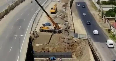 В Баку строят новый мост на месте аварийного