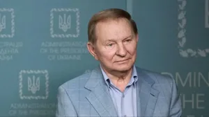 Кучма: Украина воспринимает Азербайджан, как пример национальной воли, позволившей восстановить территориальную целостность