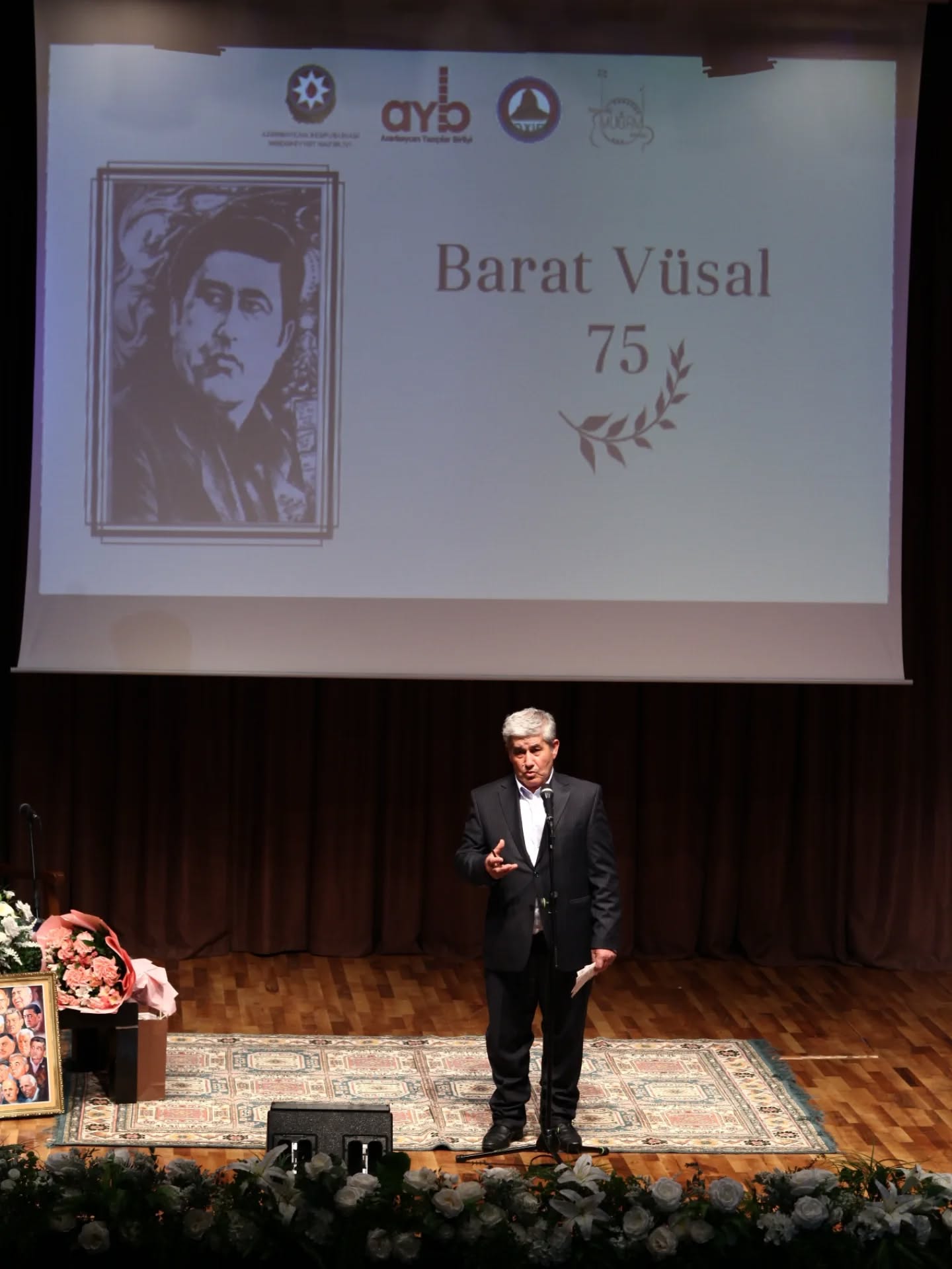 Şeirlərdə həyat: Bakıda Barat Vüsalın yubiley gecəsi keçirildi (FOTO)