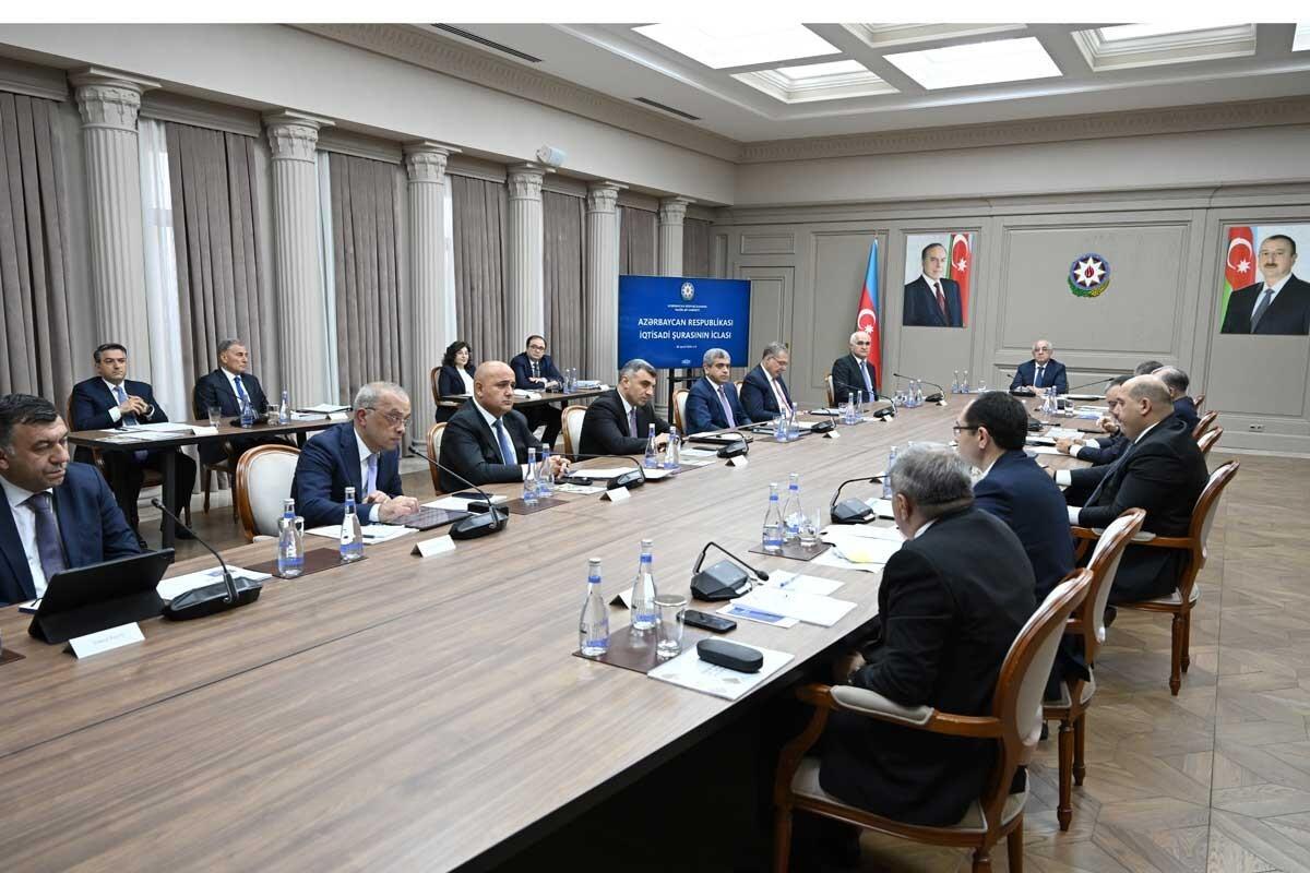 İqtisadi Şurada kənd təsərrüfatının gələcək inkişaf istiqamətləri müzakirə olunub