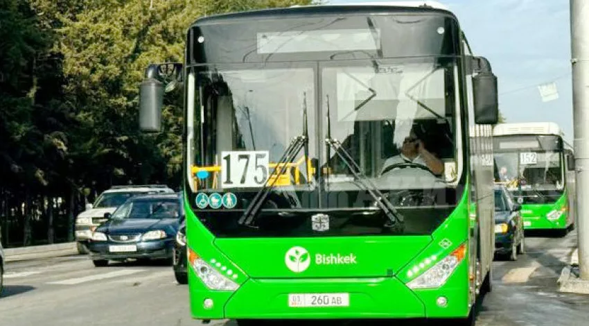 С 1 июля в автобусах Бишкека полностью отменят наличную оплату