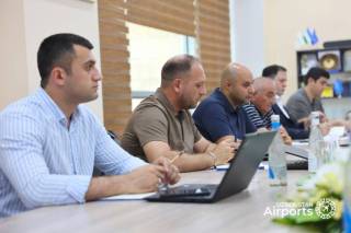 Специалисты из Баку ознакомились с Ташкентским аэропортом
