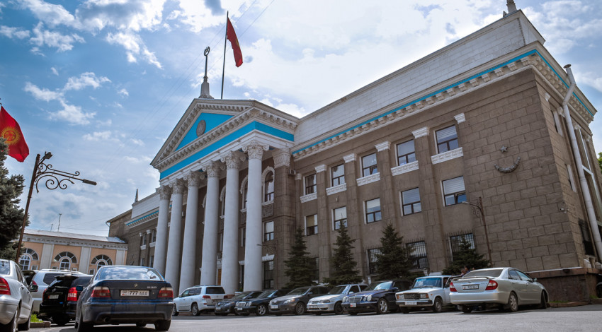 1 сентября объявлено выходным днем для государственных и муниципальных служащих Бишкека