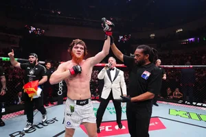 UFC Fight Night Baku: Шара Буллет одержал победу над Перейрой