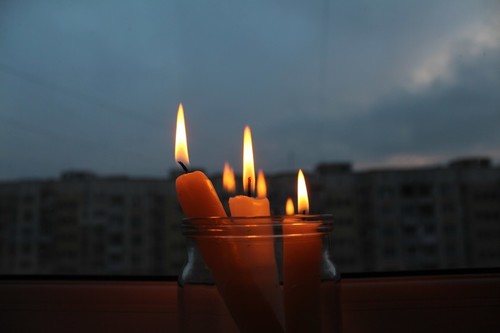 В ряде районов Чуйской, Ошской и Иссык-Кульской областей 19 июня будет отключено электроснабжение