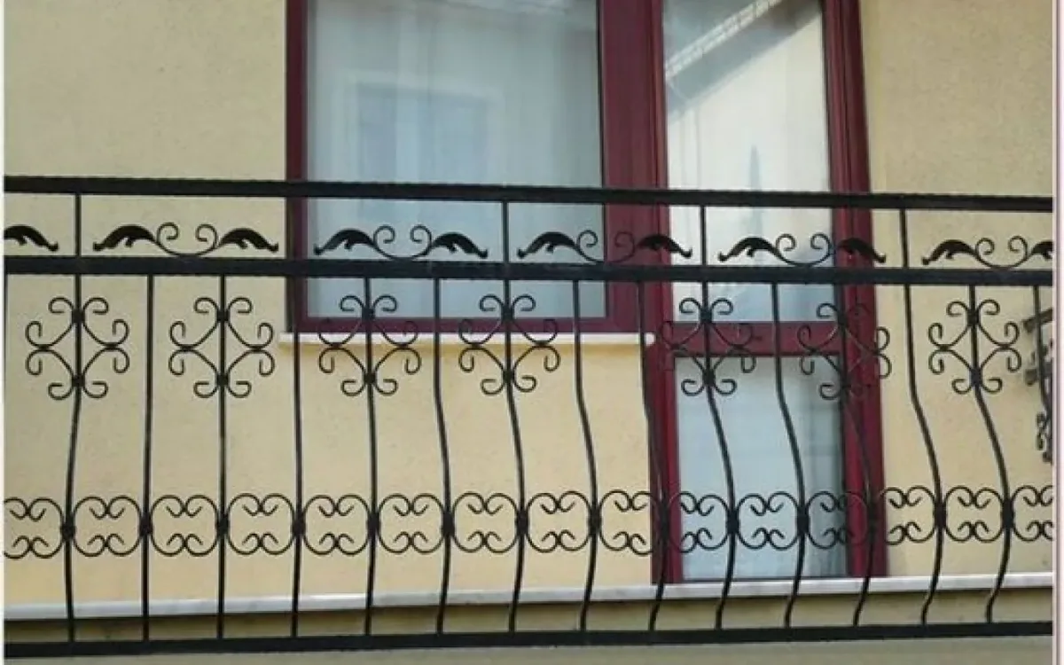 Bakıda bədbəxt hadisə: 8 yaşlı uşaq “reşotka”nın arasında boğulub öldü