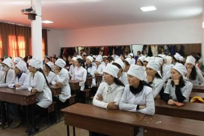 Госаккредитацию медицинских колледжей впервые провели в КР. Кому отказано