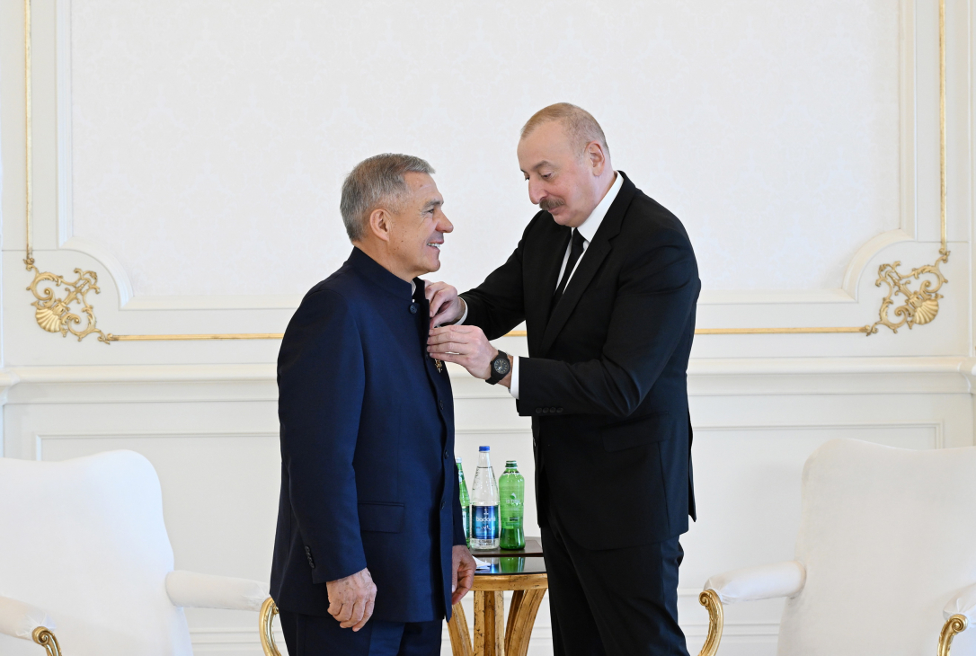 Рустам Минниханов поздравил Ильхама Алиева