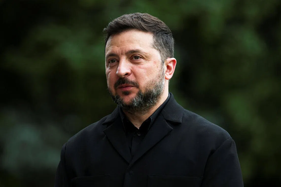 Зеленский поблагодарил Азербайджан за поддержку Украины