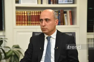 Müəllimlərin işə qəbulun mərkəzləşdirilmə məqsədi rüşvətlə mübarizədir