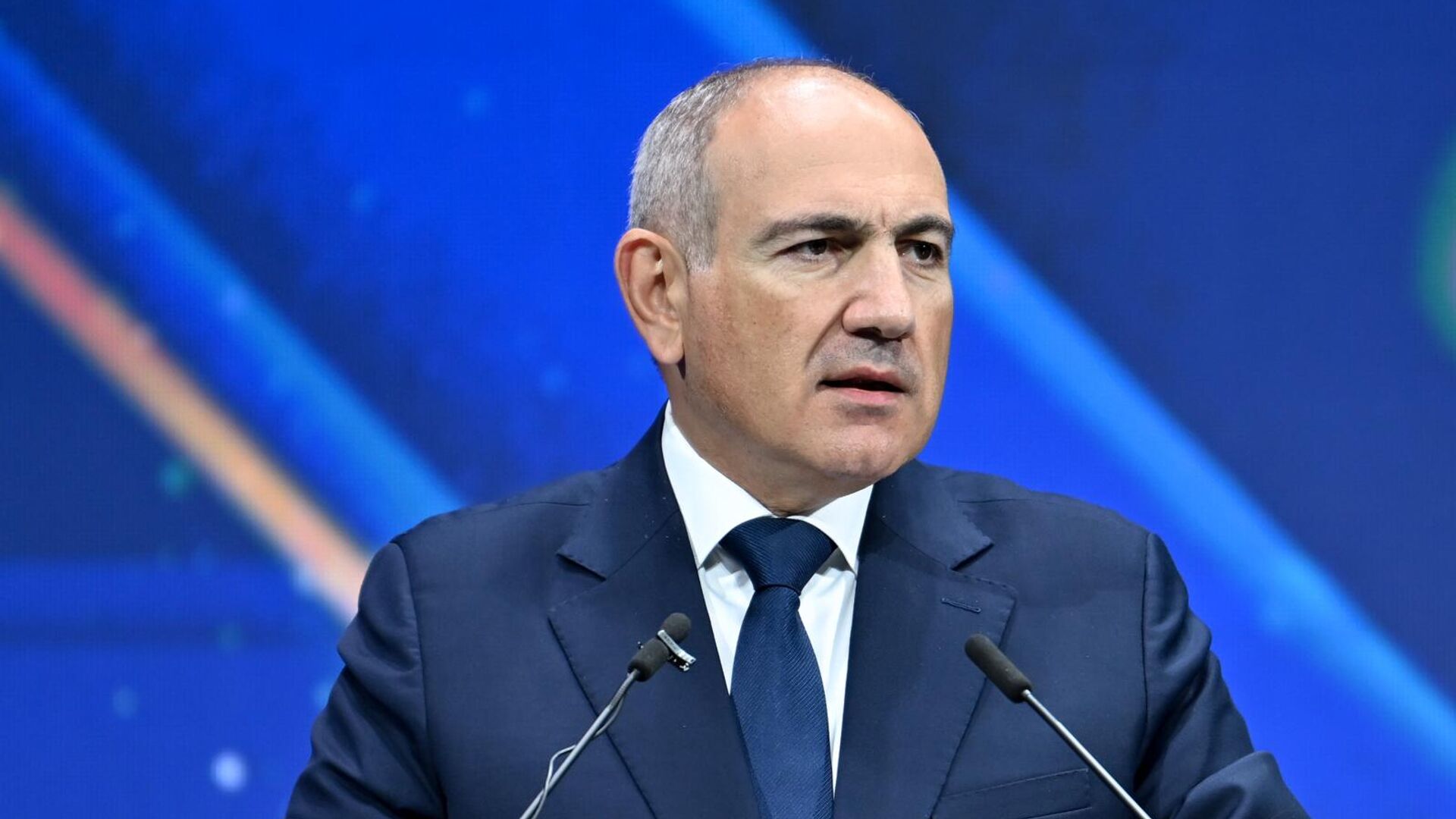 Пашинян заявил о списке подозрительных политиков