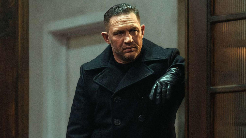 Скандал вокруг Тома Харди и сериала Гая Ричи получил продолжение