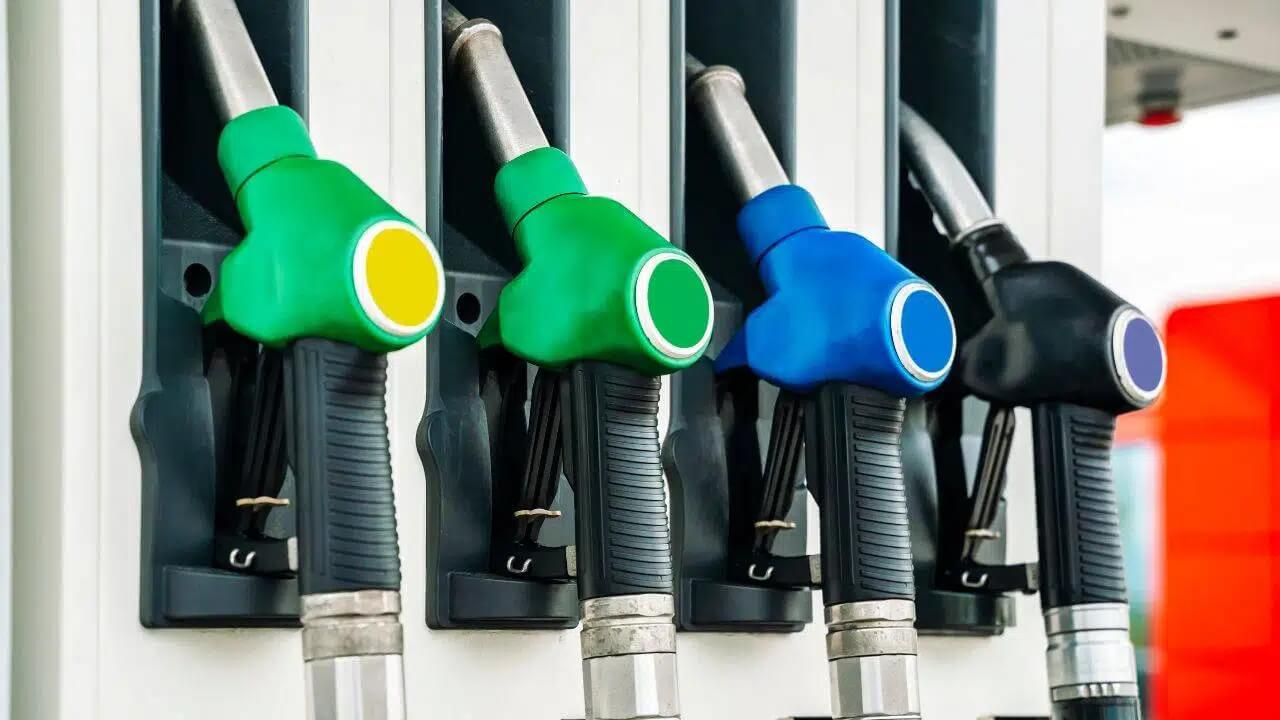 Кыргызстан ведёт переговоры по поставкам ГСМ из шести стран