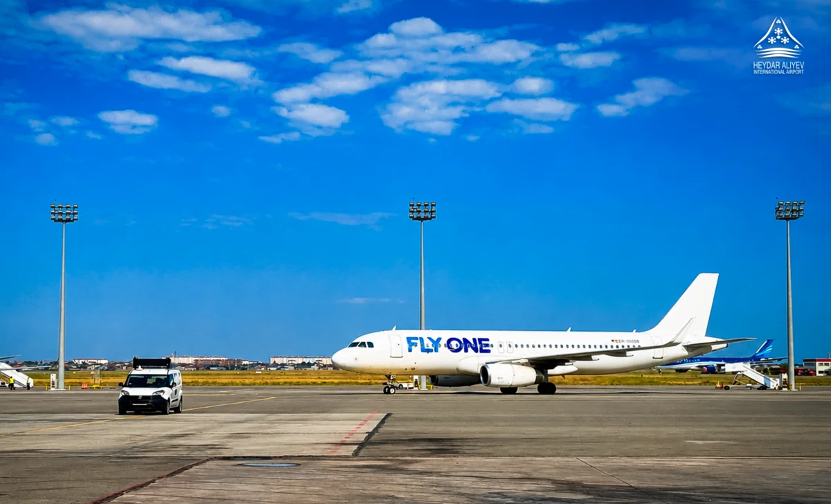 Молдавский лоукостер FLYONE начал полеты по маршруту Кишинев-Баку