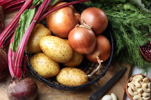 Инфографика: Как изменились цены на продукты в Кыргызстане, Казахстане и России