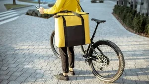 Продавцов могут обязать выдавать чеки курьерам