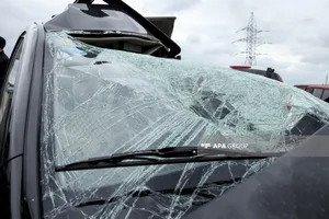 В Гёйчайском районе столкнулись легковые автомобили, пострадали 4 человека