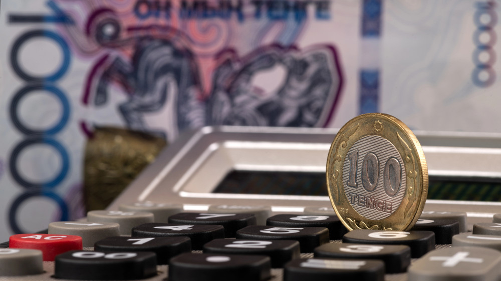 Казахстанцам списали штрафы и пени на 9,3 миллиарда тенге