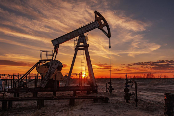 Нефть дешевеет