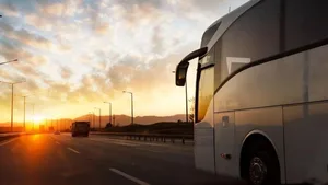 Еще на двух маршрутах в Баку обновляются автобусы