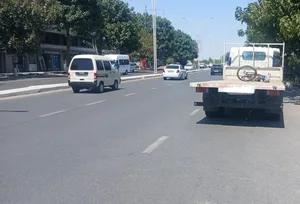В Андижане грузовик Isuzu сбил велосипедиста