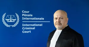 Главного прокурора МУС Карима Хана сняли с должности
