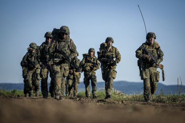 Европа готовится воевать без США