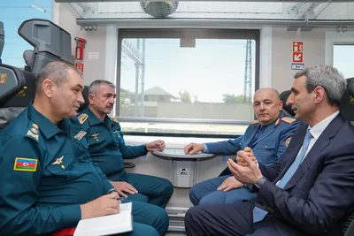 В поездах Баку-Тбилиси проверили организацию погранконтроля