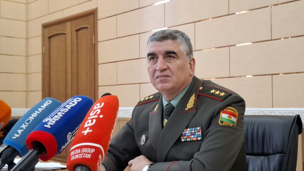 Генпрокурор Таджикистана объяснил увольнение прокурора Бальджуванского района после инцидента с поджогом дома
